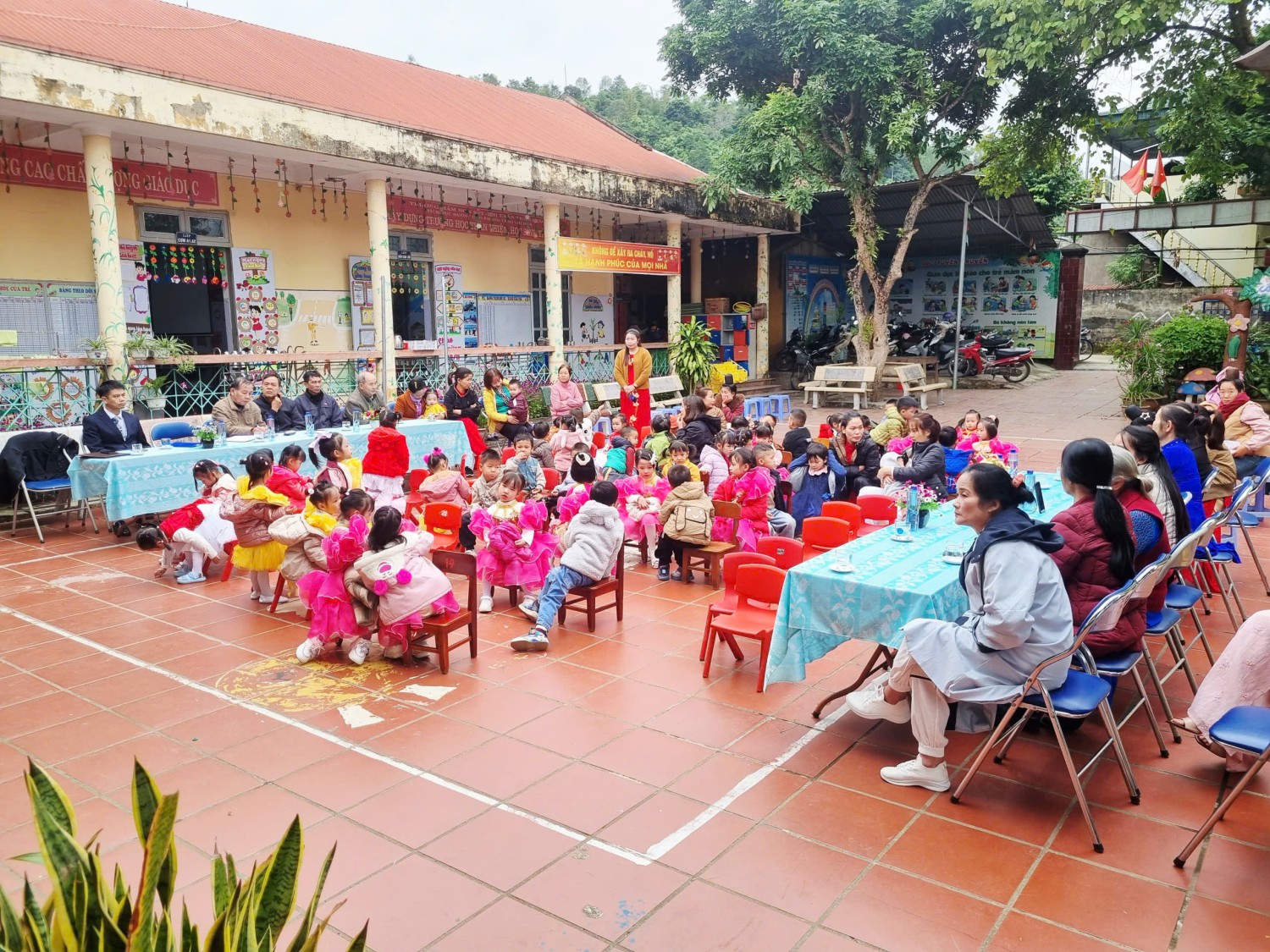 gen h z7244384859304 d99acf9092b33be1be367a095880d165